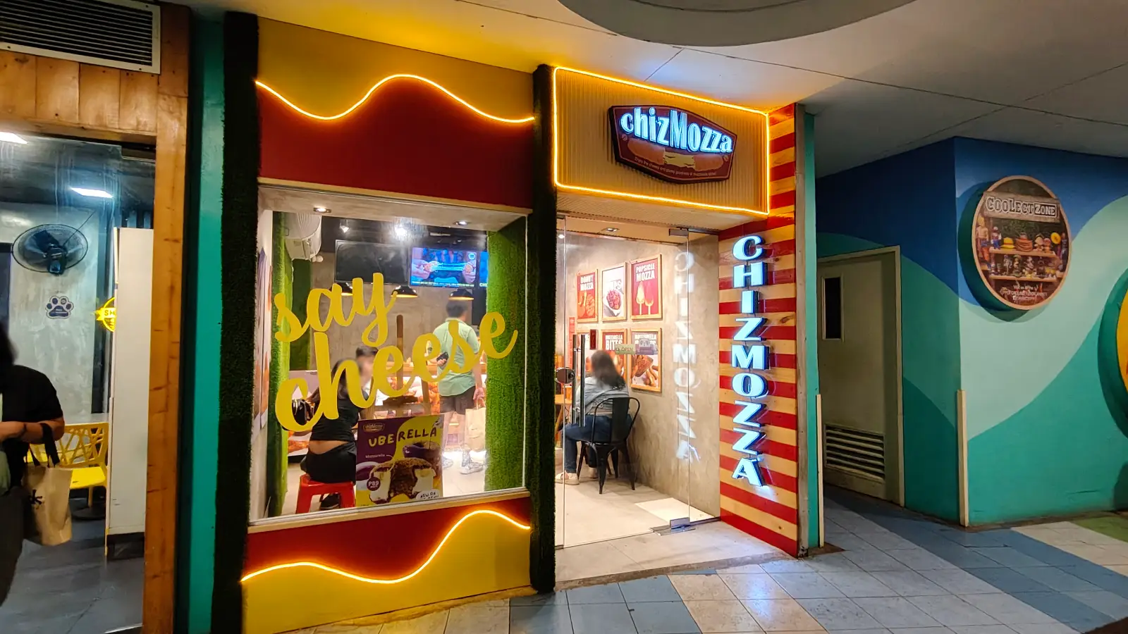 CHIZMOZZA in SM City North EDSA